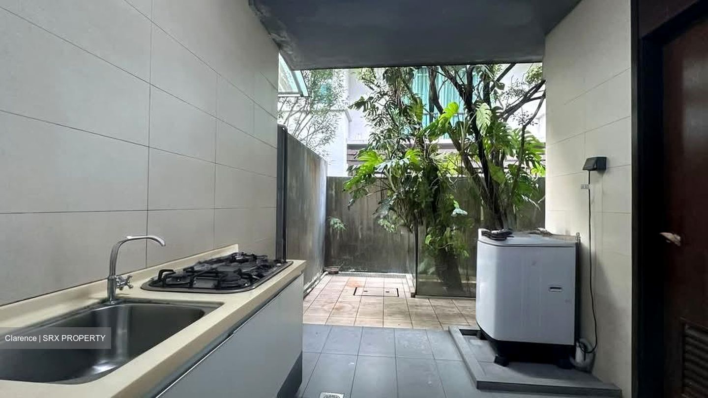 Seletar Hills Estate (D28), Terrace #596368081